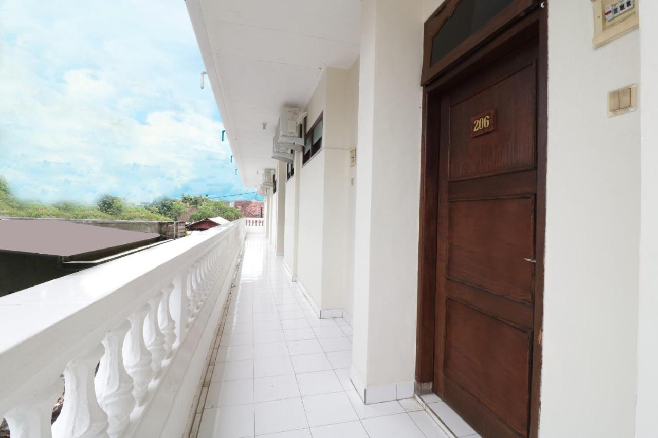 Spot On 2426 Hotel Aget Jaya II Ντενπασάρ Εξωτερικό φωτογραφία